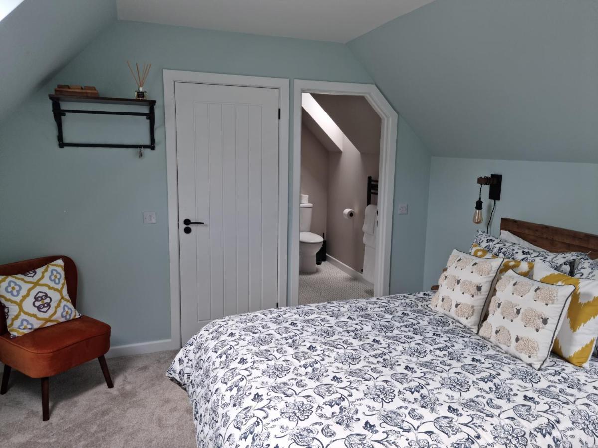 Barra'S Loft Apartment Fort William Exterior photo